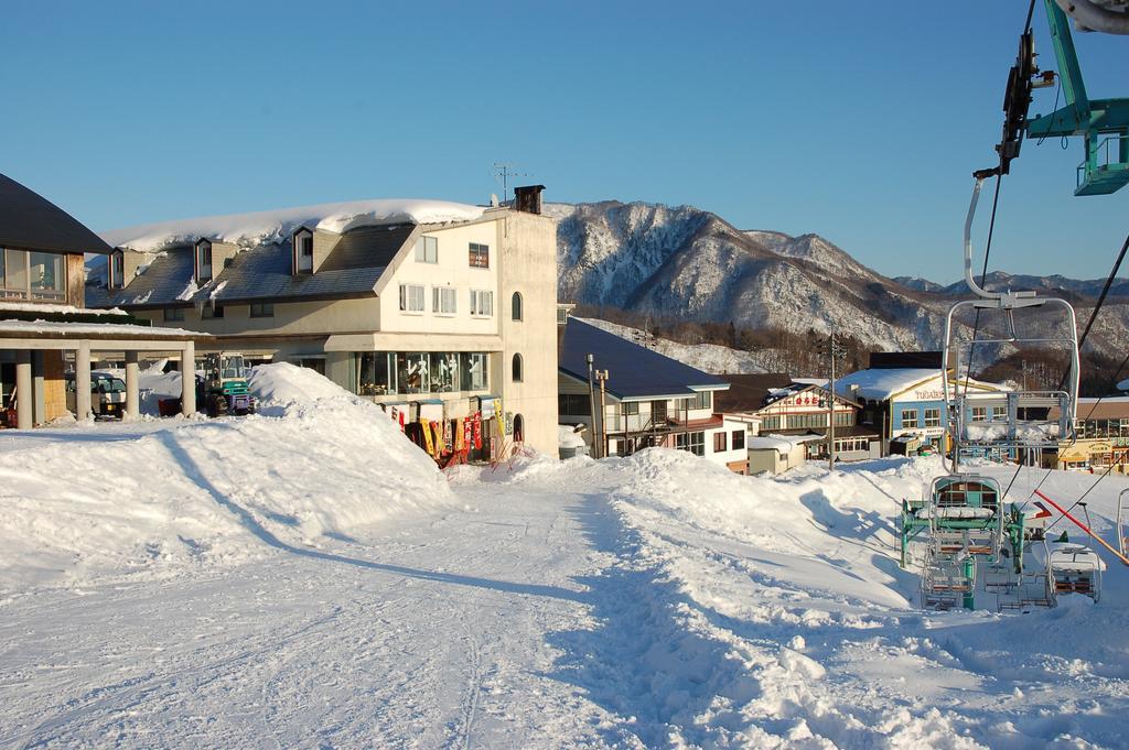 Hotel New Bernina Нагано Экстерьер фото
